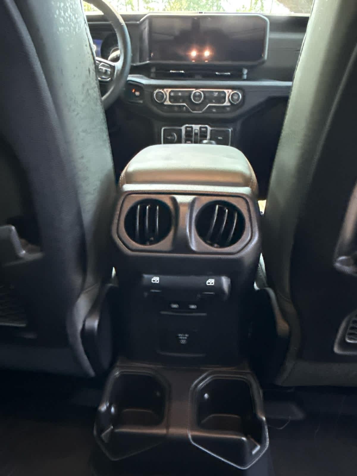 Jeep Gladiator  2025