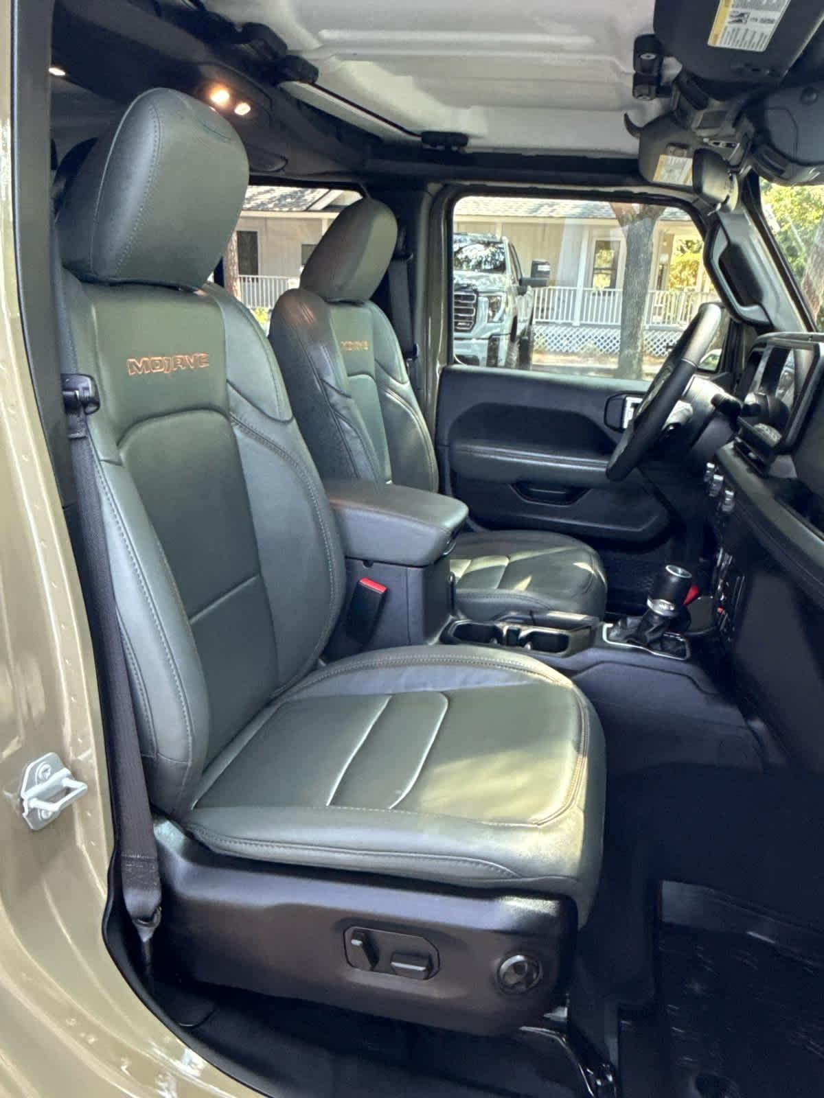 Jeep Gladiator  2025