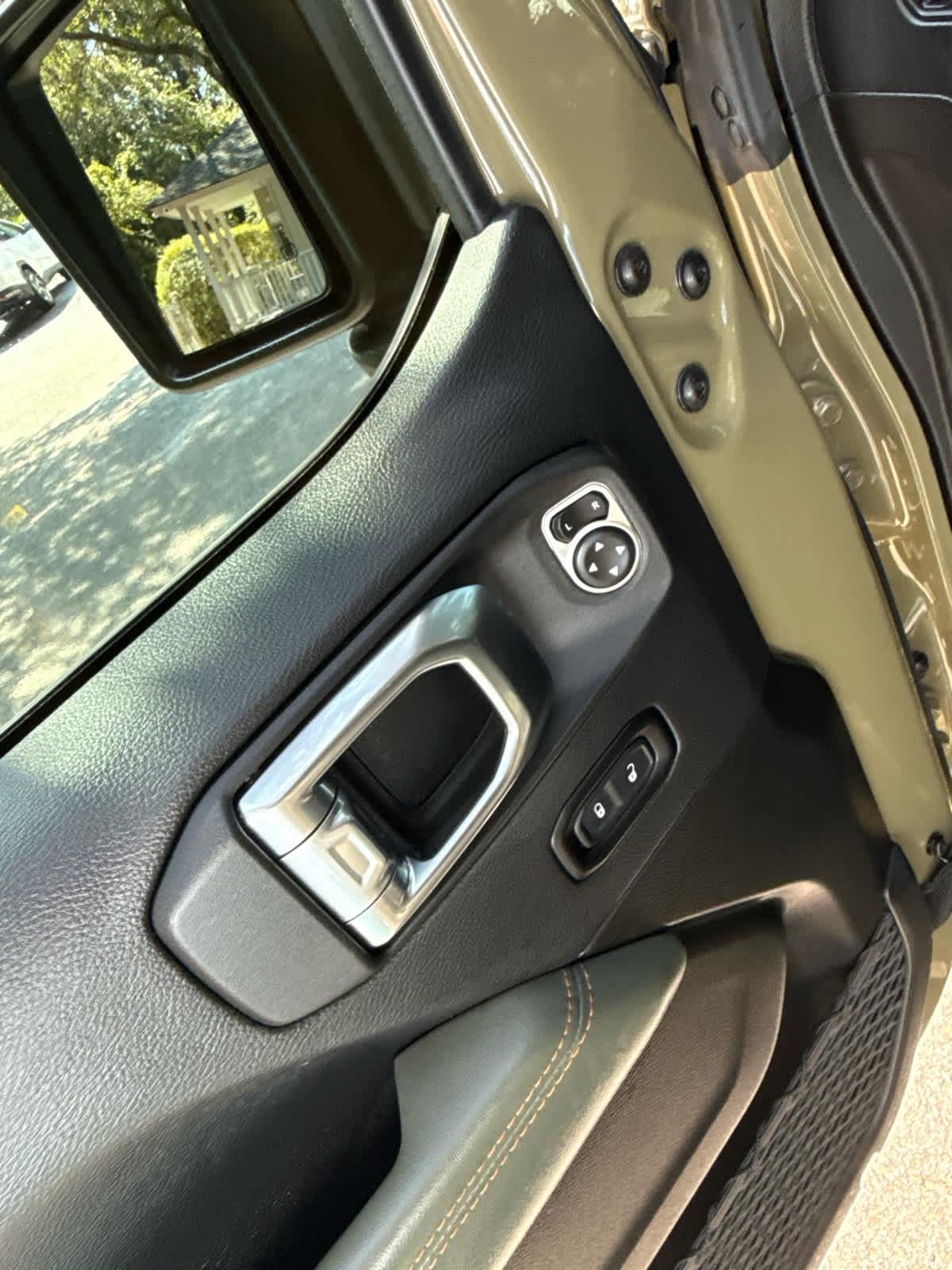 Jeep Gladiator  2025