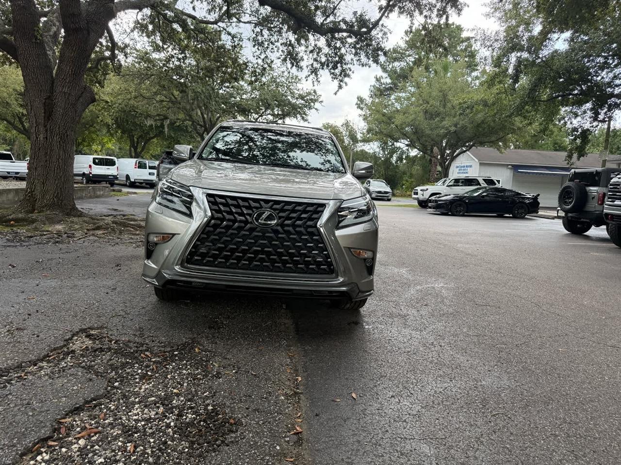 Lexus GX 460  2023