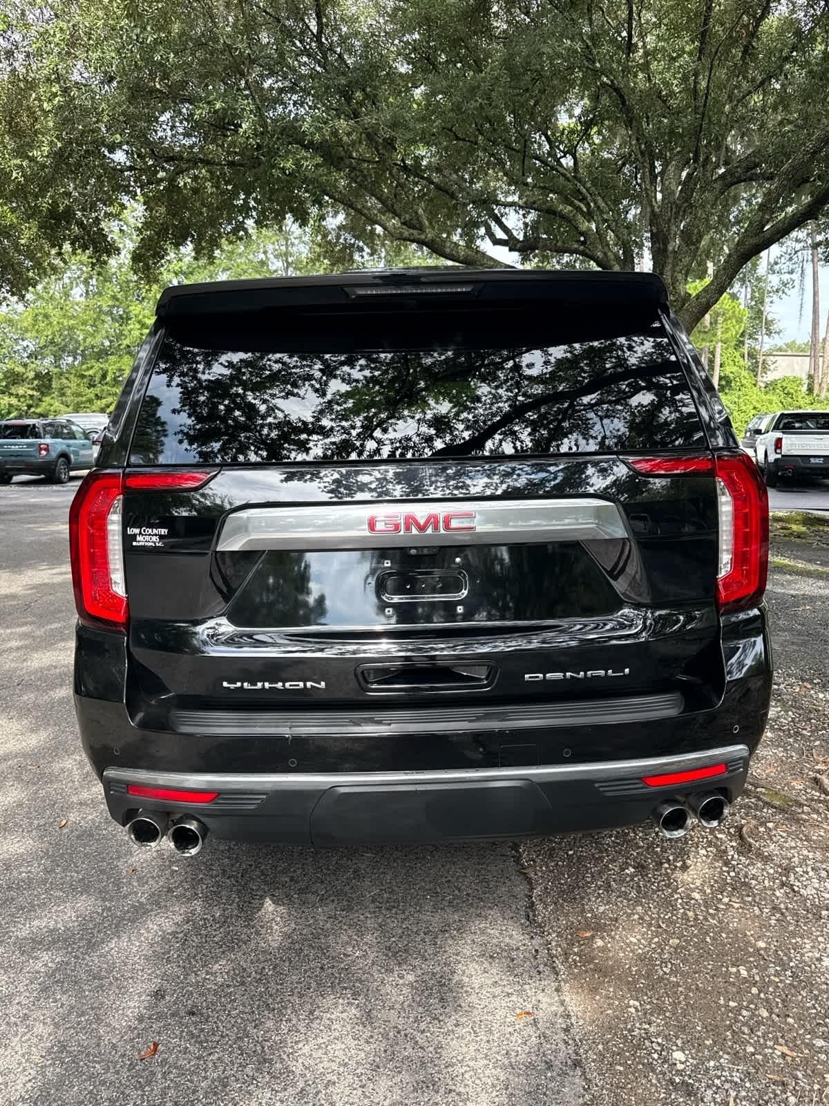 GMC Yukon  2021