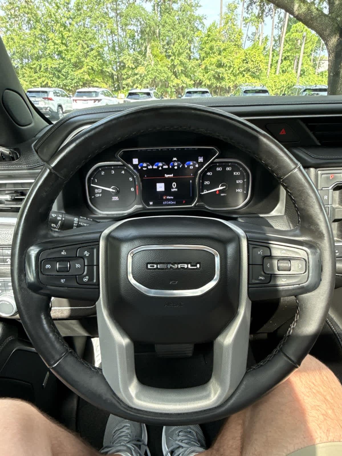 GMC Yukon  2021