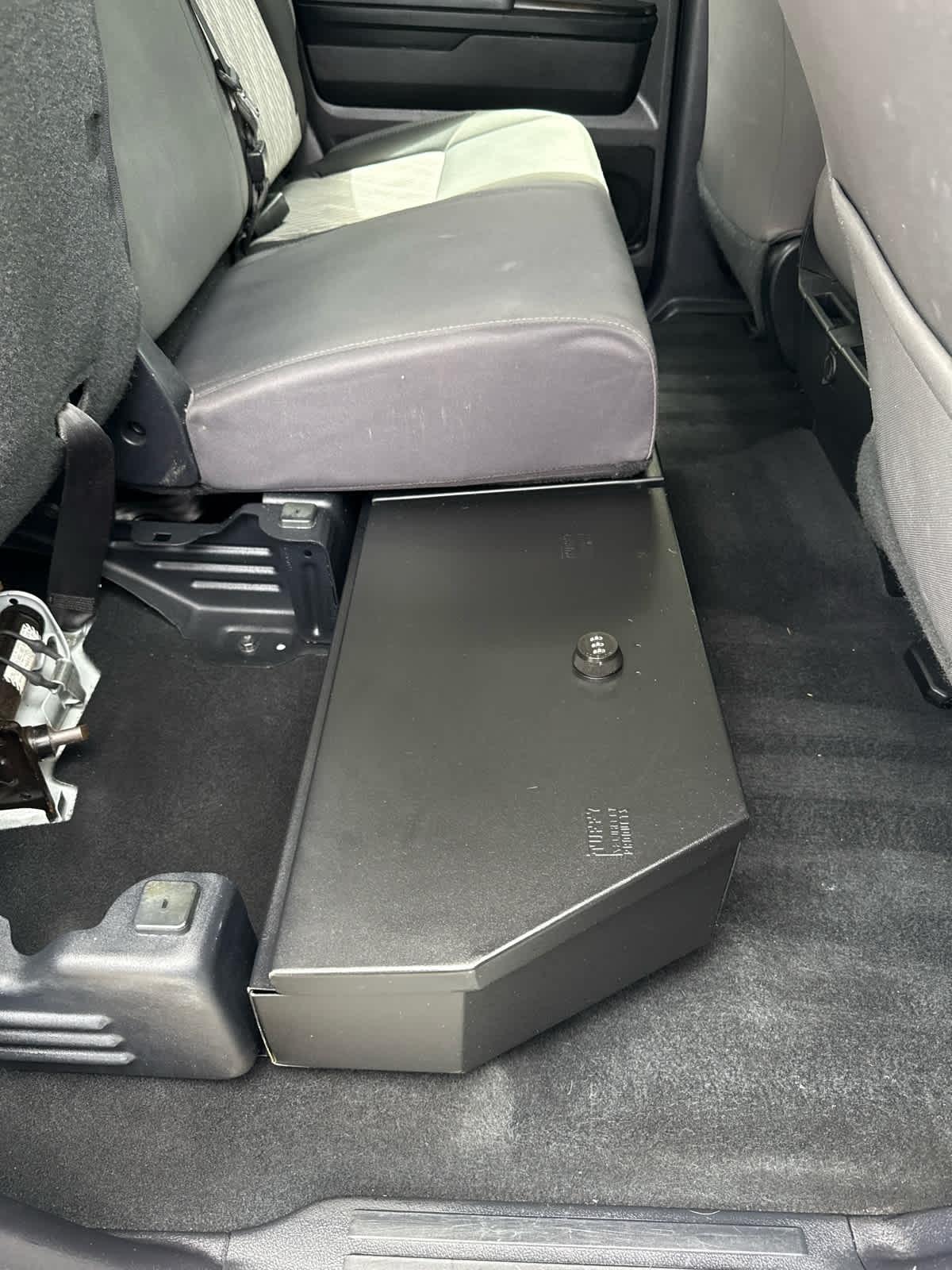Toyota Tundra  2021