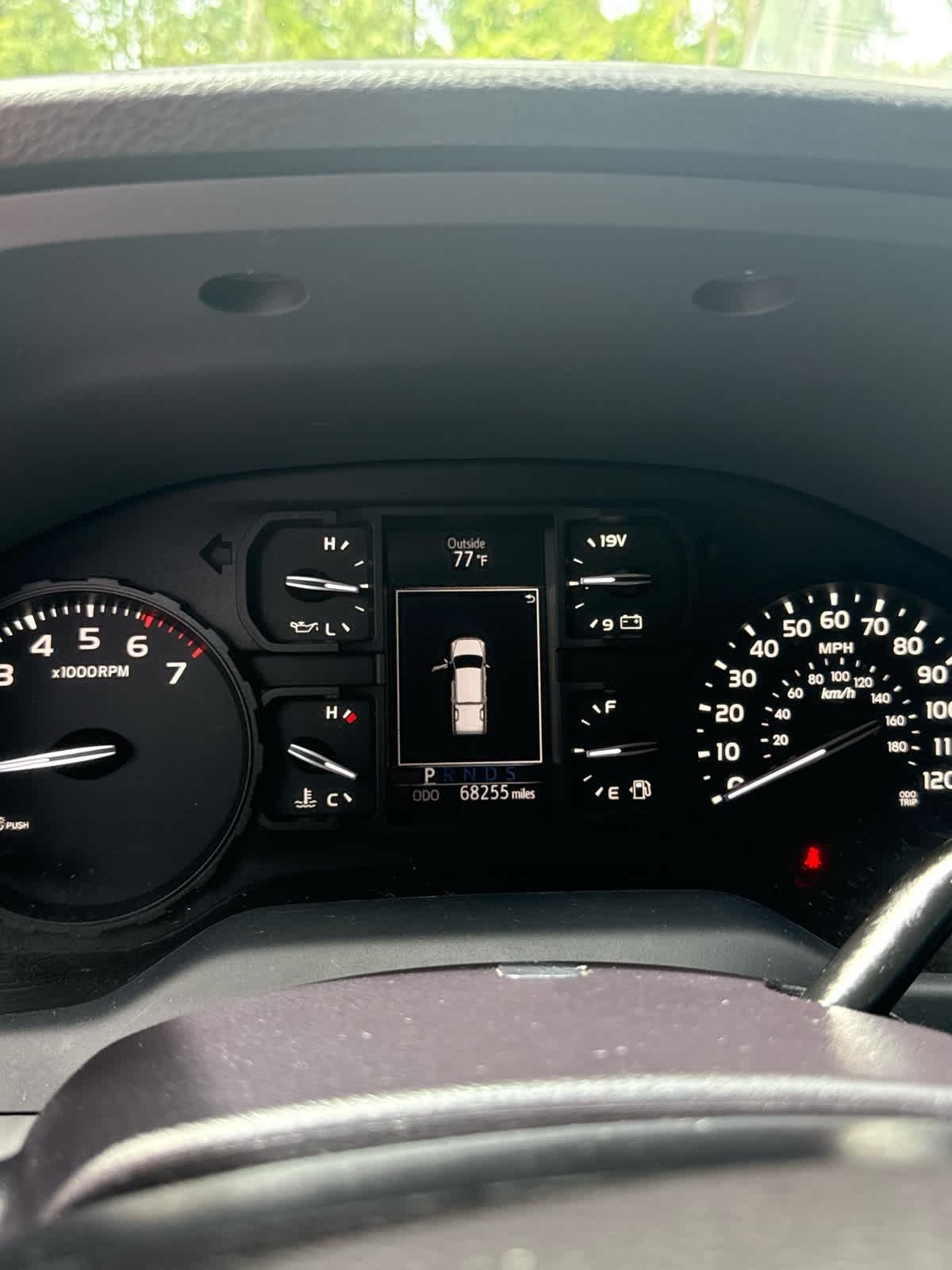 Toyota Tundra  2021
