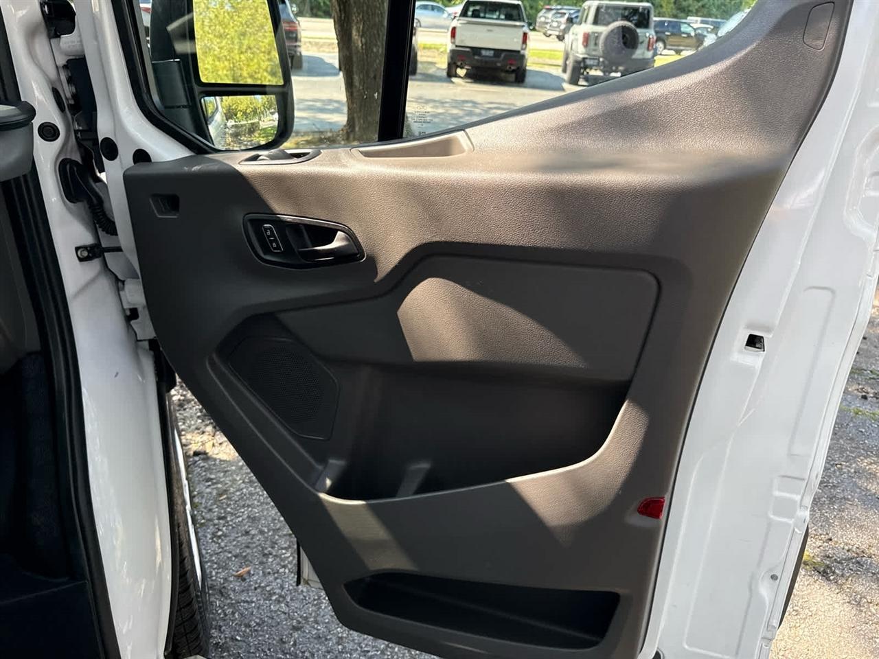 Ford Transit  2025
