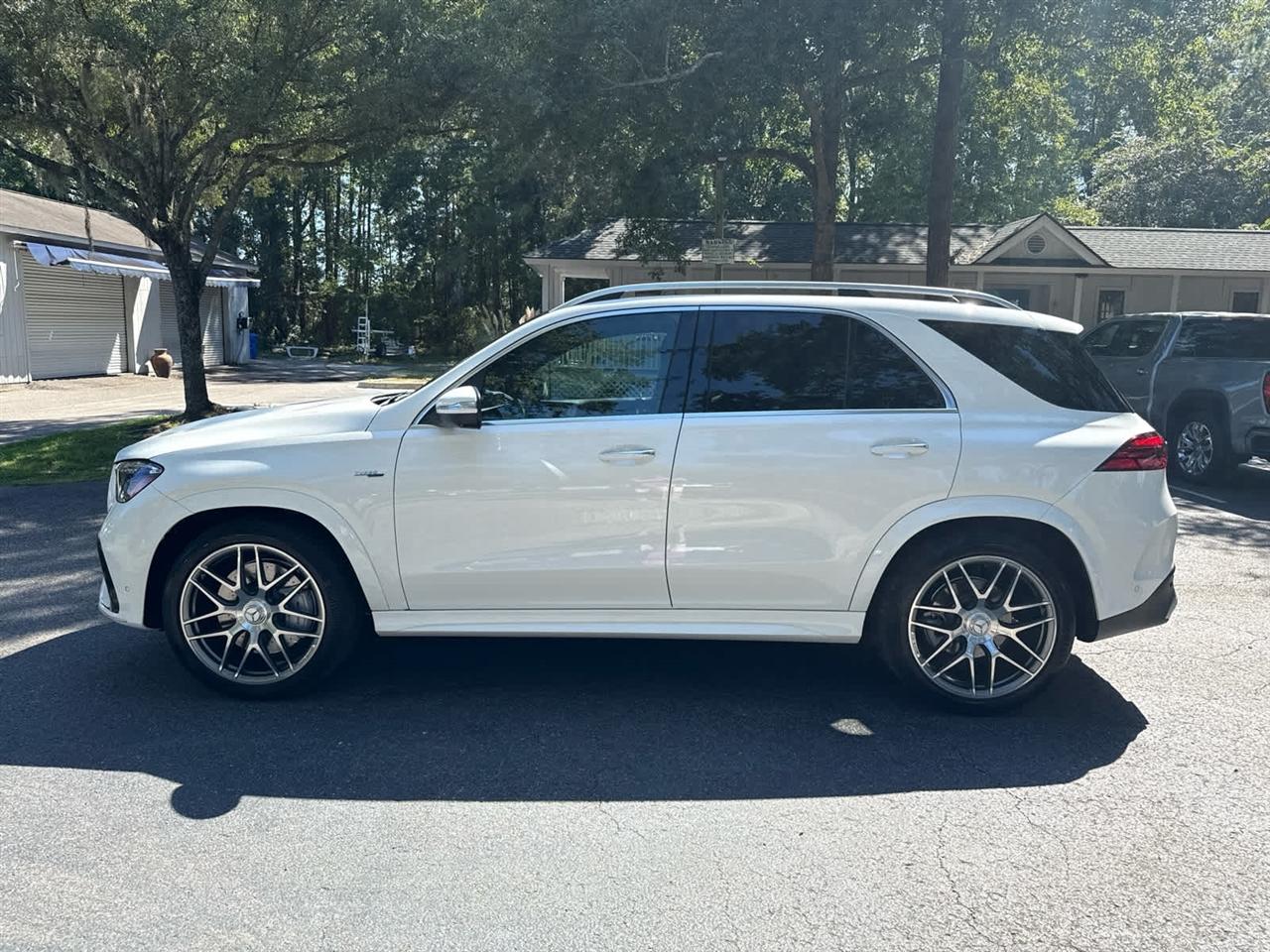 Mercedes-Benz GLE-Class  2024