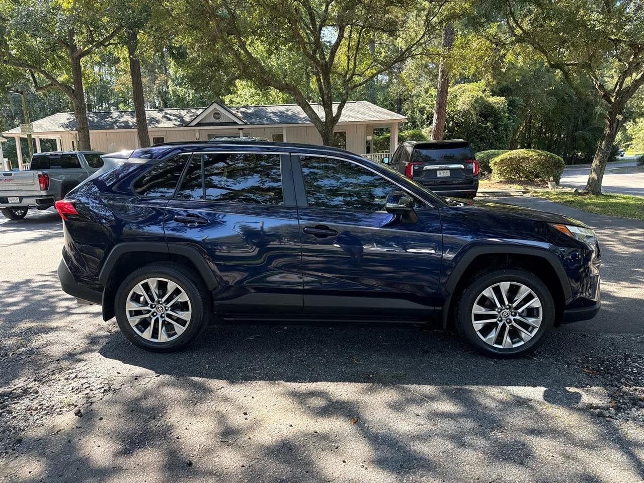 Toyota RAV4  2022