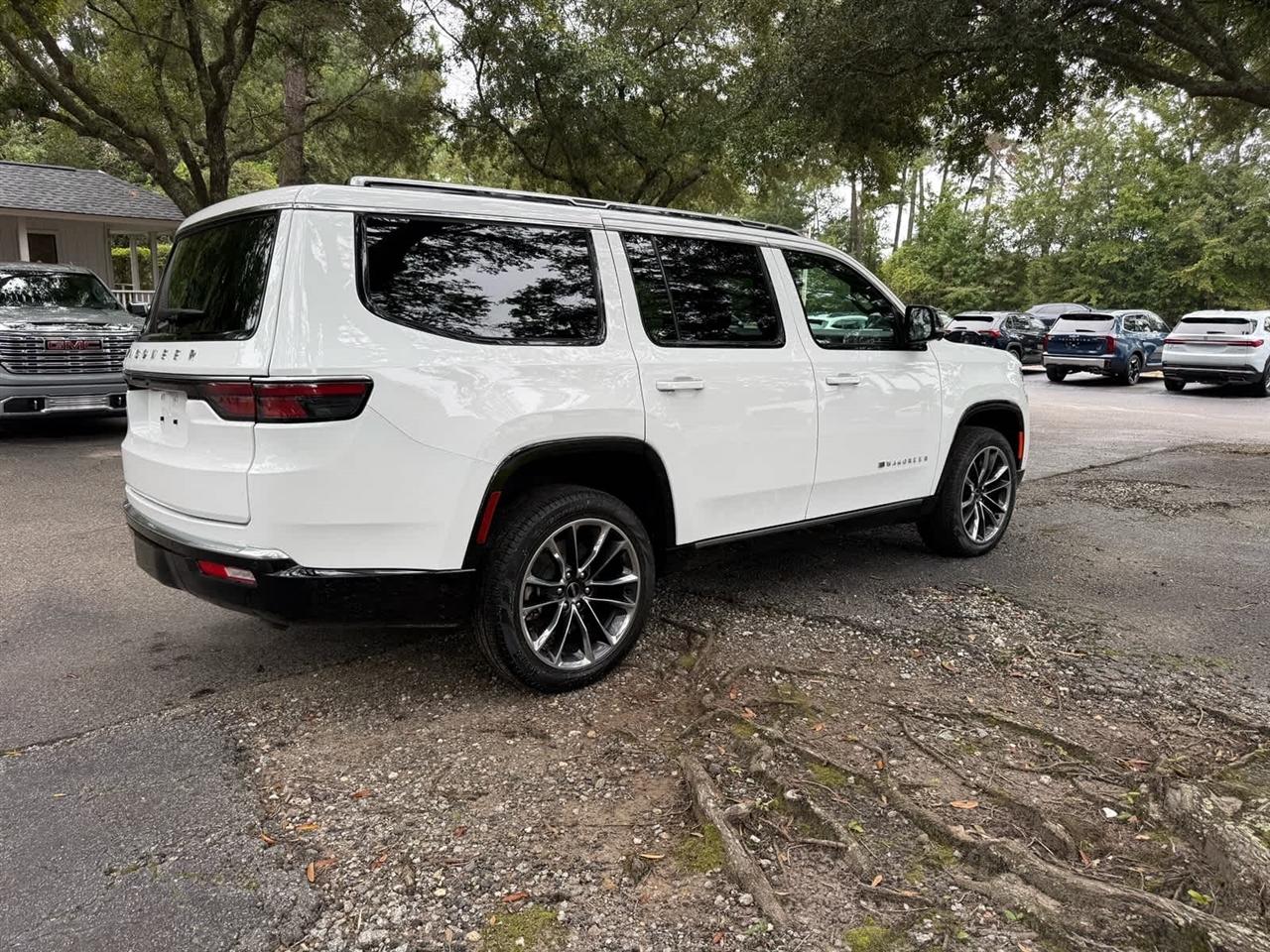 Jeep Wagoneer  2025