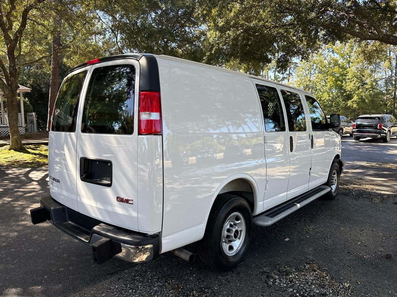 GMC Savana  2025