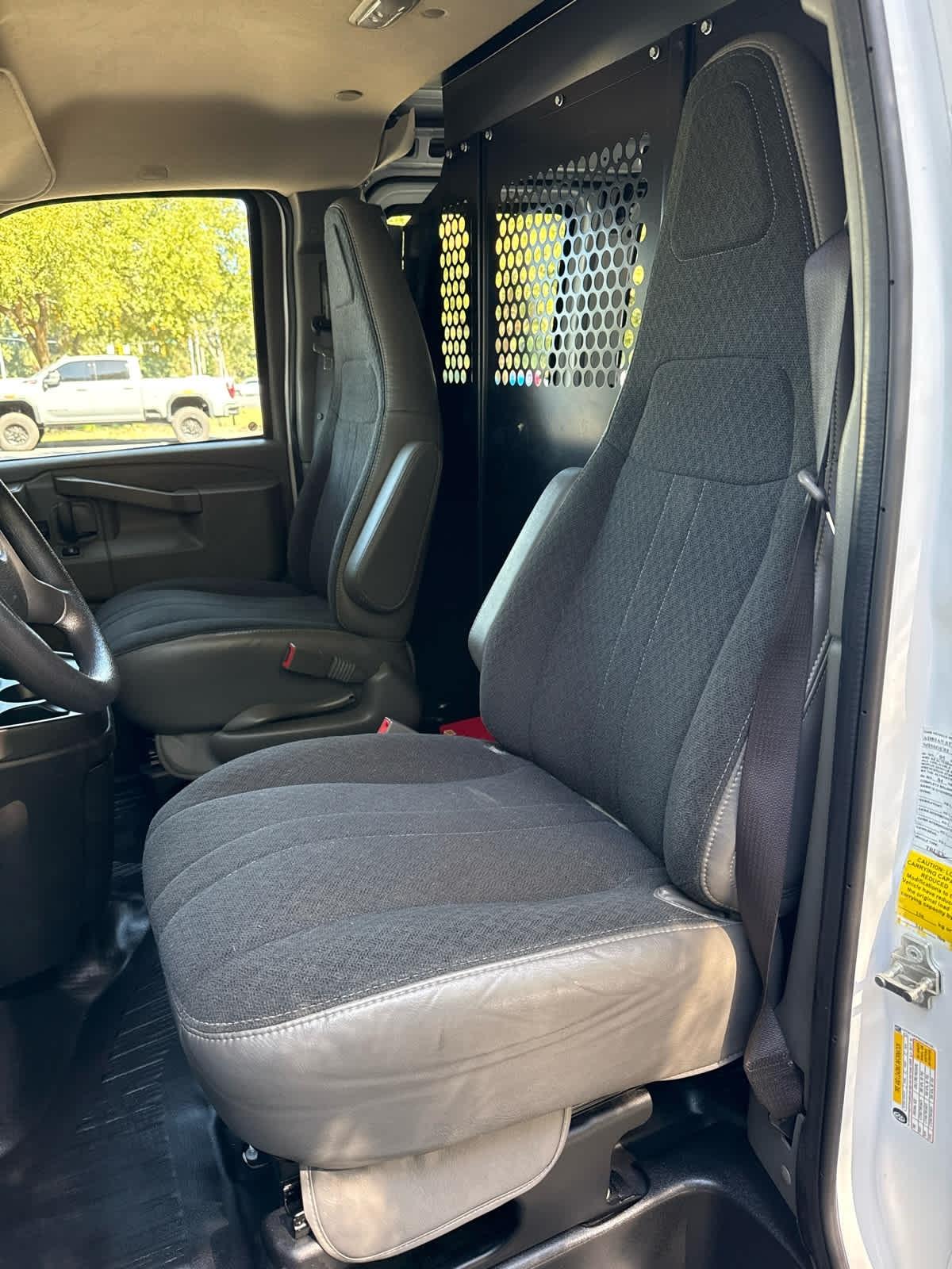 GMC Savana  2025