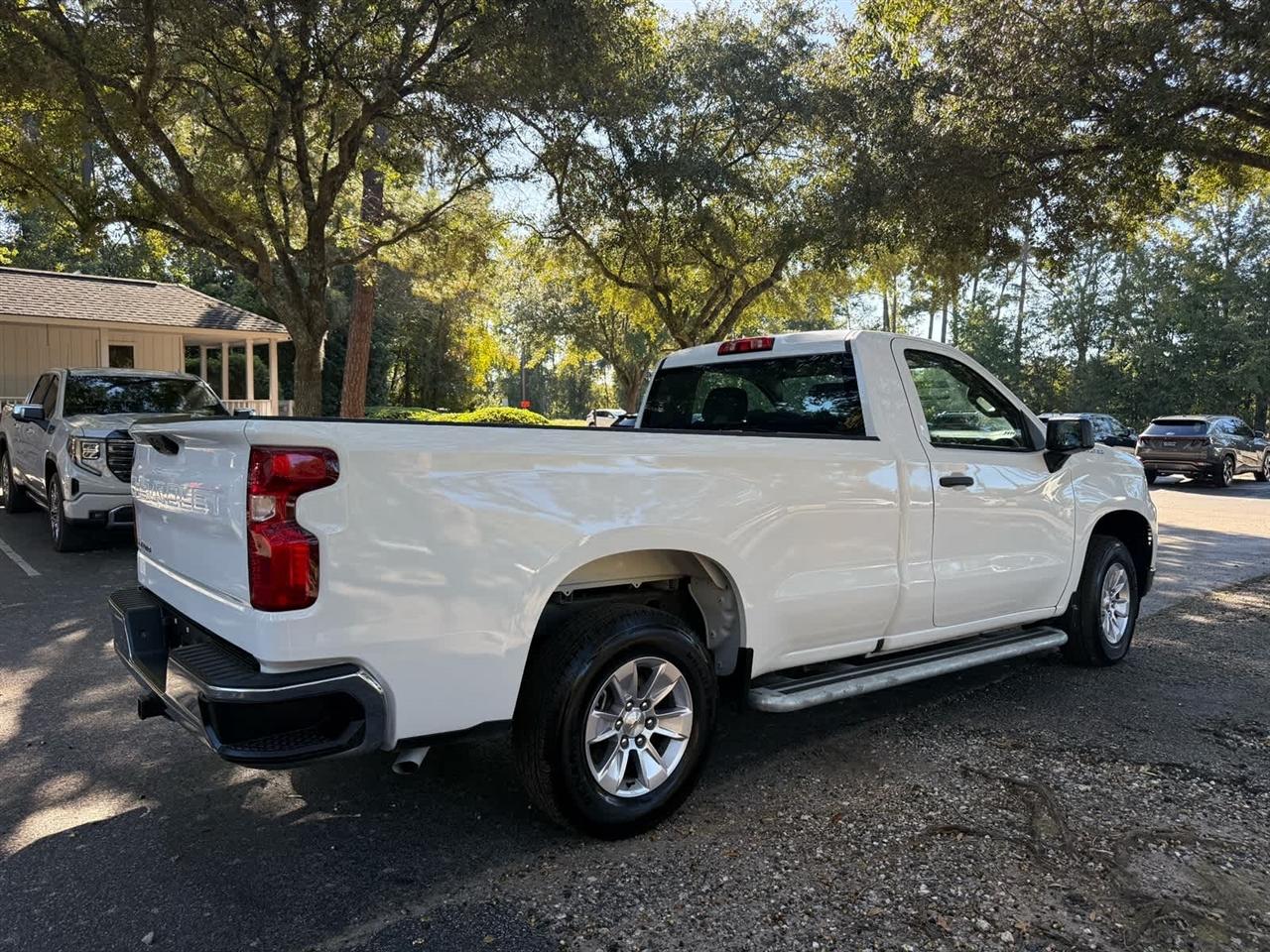 Chevrolet Silverado 1500  2025