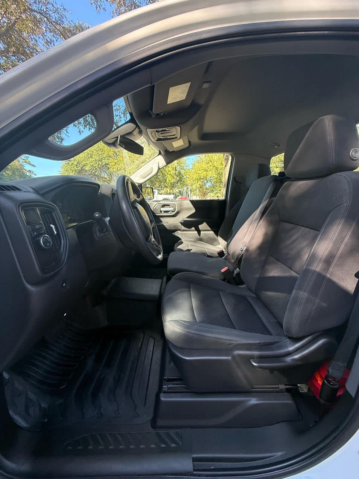 Chevrolet Silverado 1500  2025