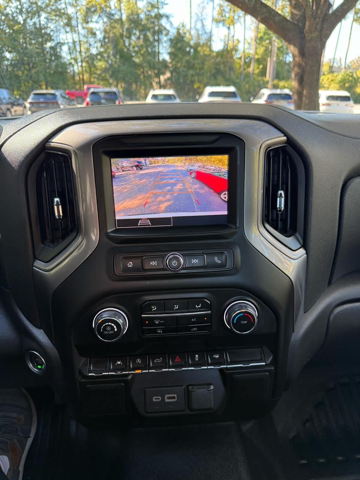 Chevrolet Silverado 1500  2025