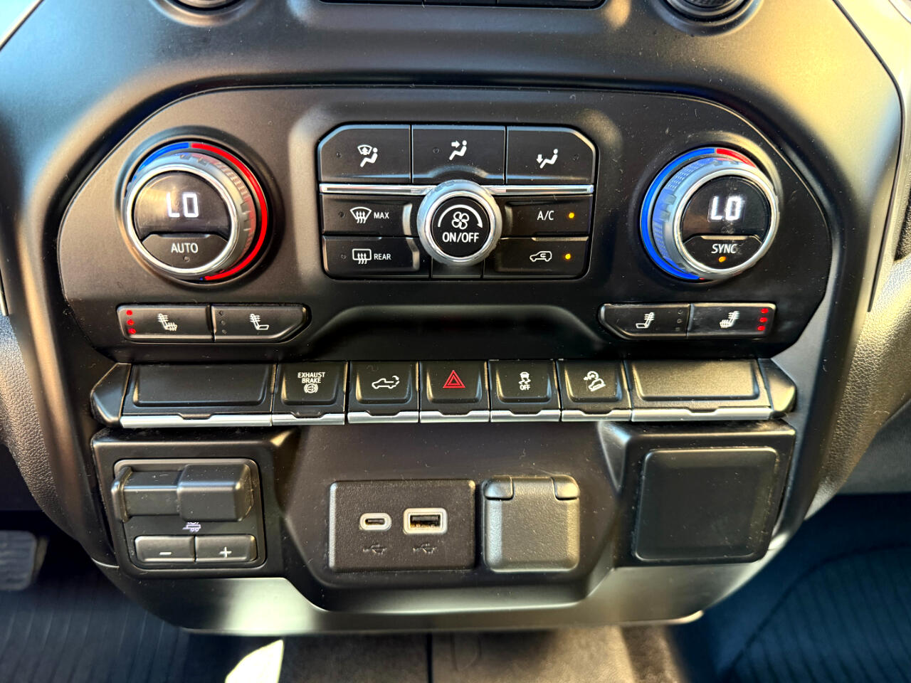 2023 Chevrolet Silverado 2500HD LT photo 13