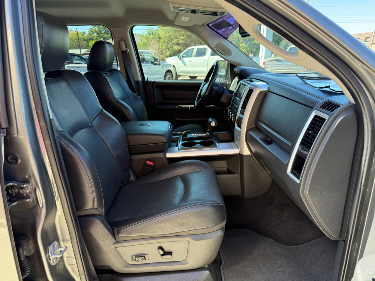 2012 Ram 1500 Sport photo 5