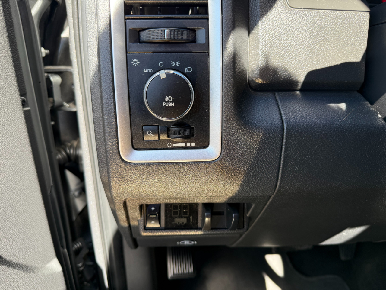 2012 Ram 1500 Sport photo 11