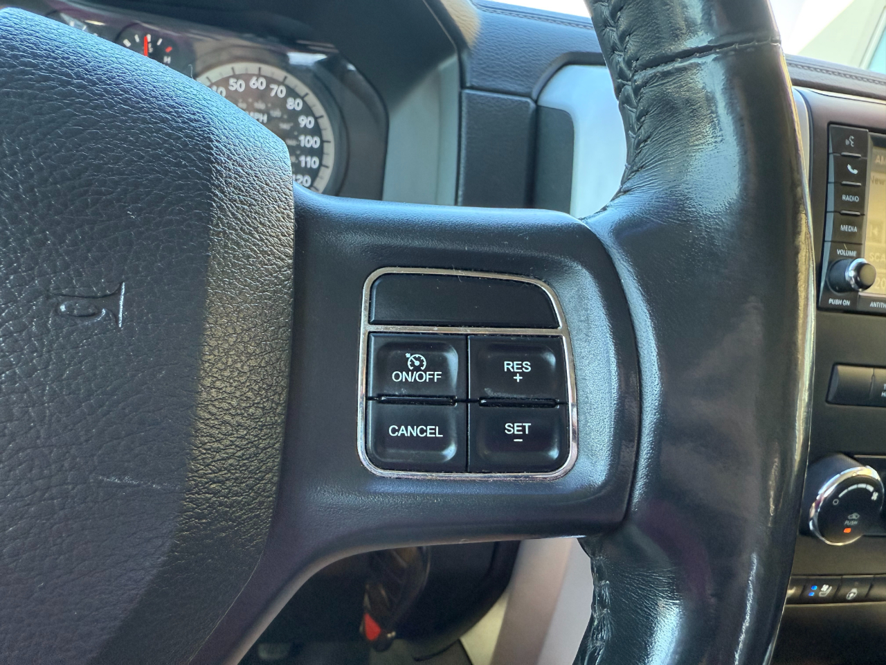 2012 Ram 1500 Sport photo 17