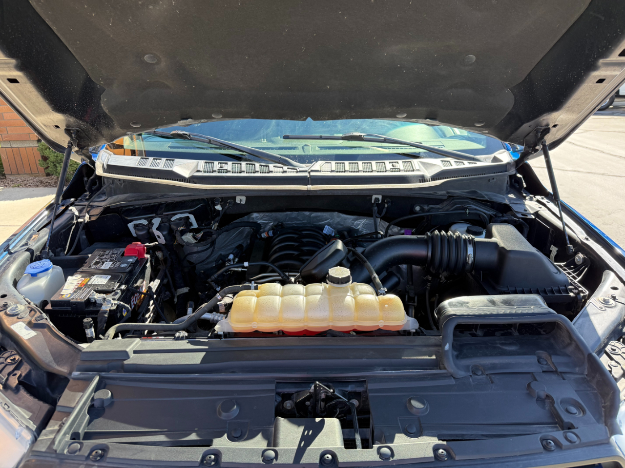 2018 Ford F-150 Lariat photo 23