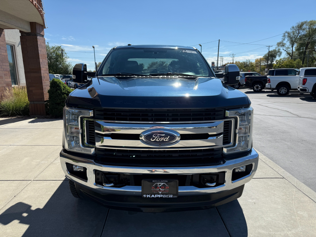 2017 Ford F-350 XLT photo 8