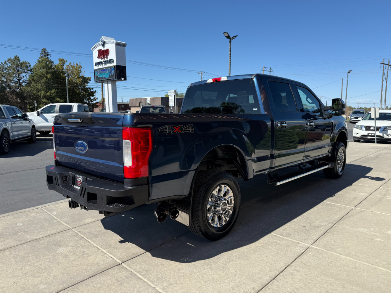 2017 Ford F-350 XLT photo 27