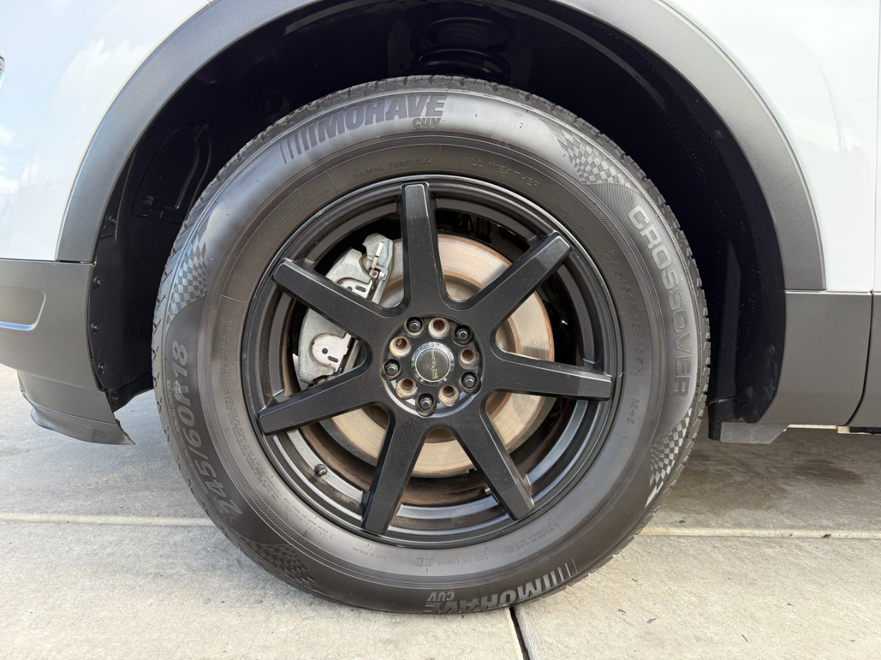 2018 Ford Explorer XLT photo 21