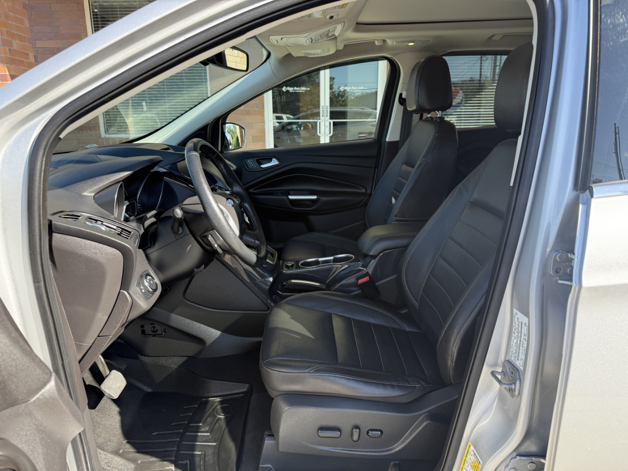 Ford Escape 4WD 4dr Titanium 2014 Ford Escape 4WD 4dr Titanium 2014