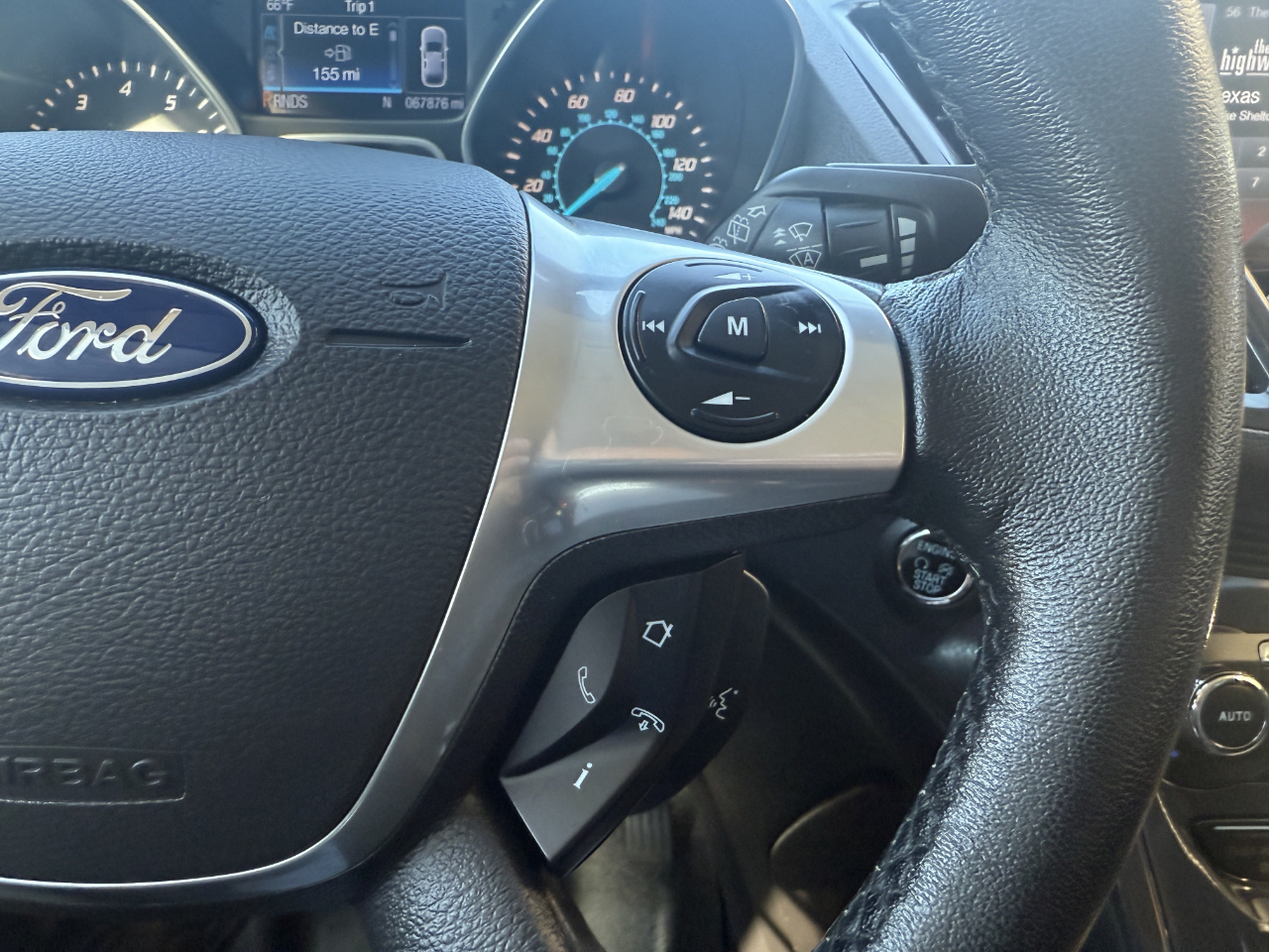 Ford Escape 4WD 4dr Titanium 2014 Ford Escape 4WD 4dr Titanium 2014