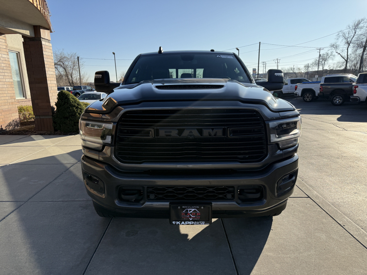 RAM 3500 Laramie 4x4 Mega Cab 6'4" Box 2024