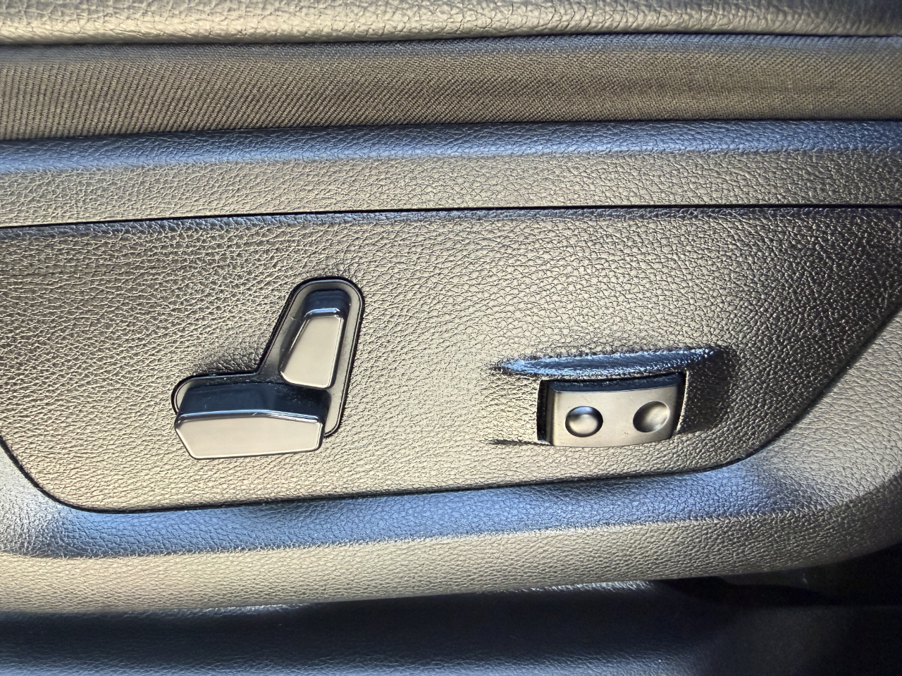 RAM 3500 Laramie 4x4 Mega Cab 6'4" Box 2024