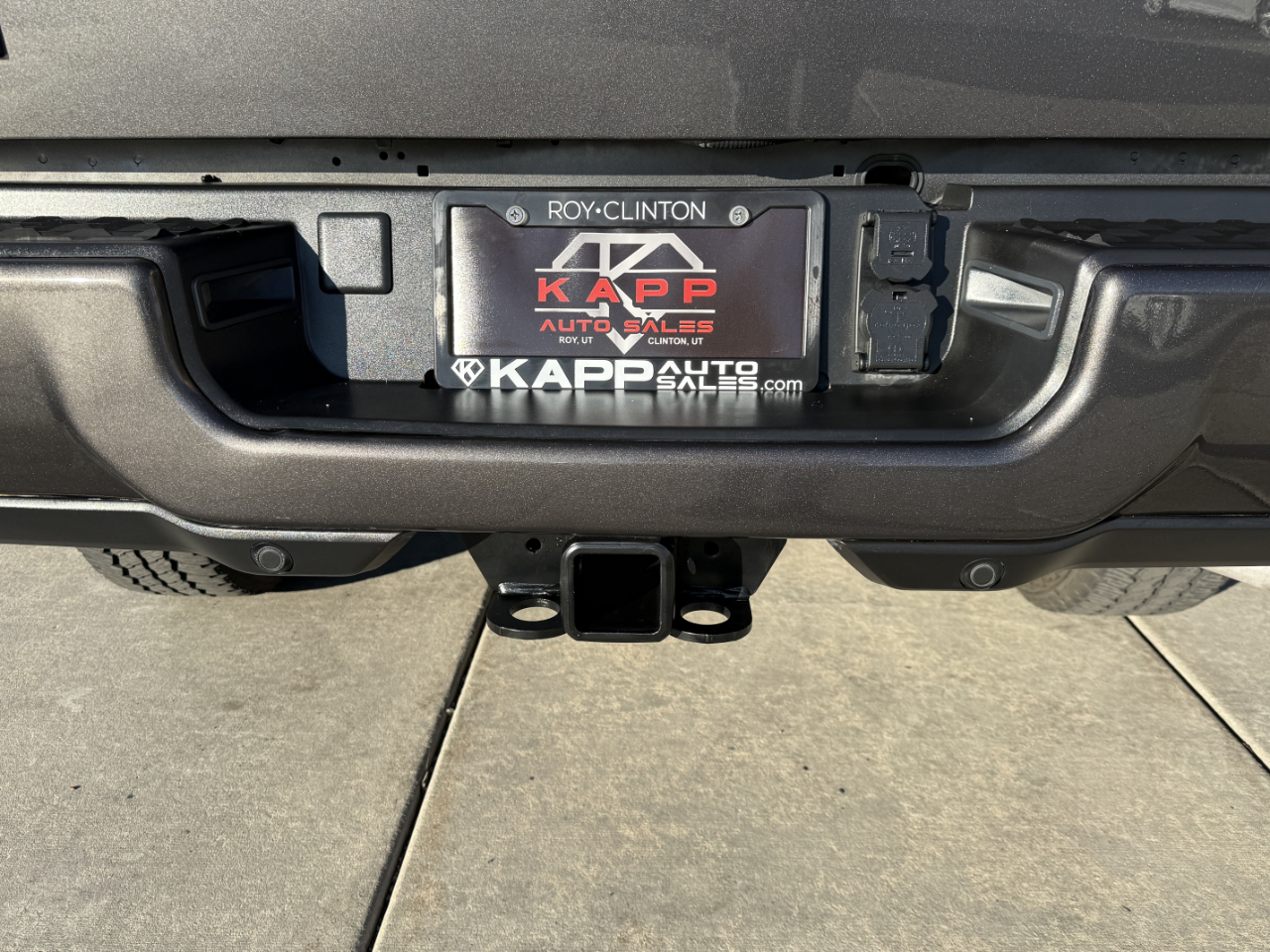 RAM 3500 Laramie 4x4 Mega Cab 6'4" Box 2024