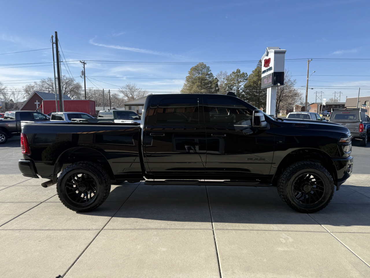 RAM 2500 Laramie 4x4 Crew Cab 6'4" Box 2025
