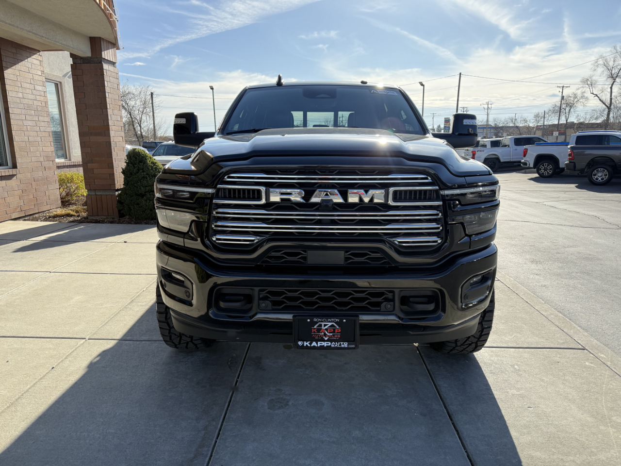 RAM 2500 Laramie 4x4 Crew Cab 6'4" Box 2025