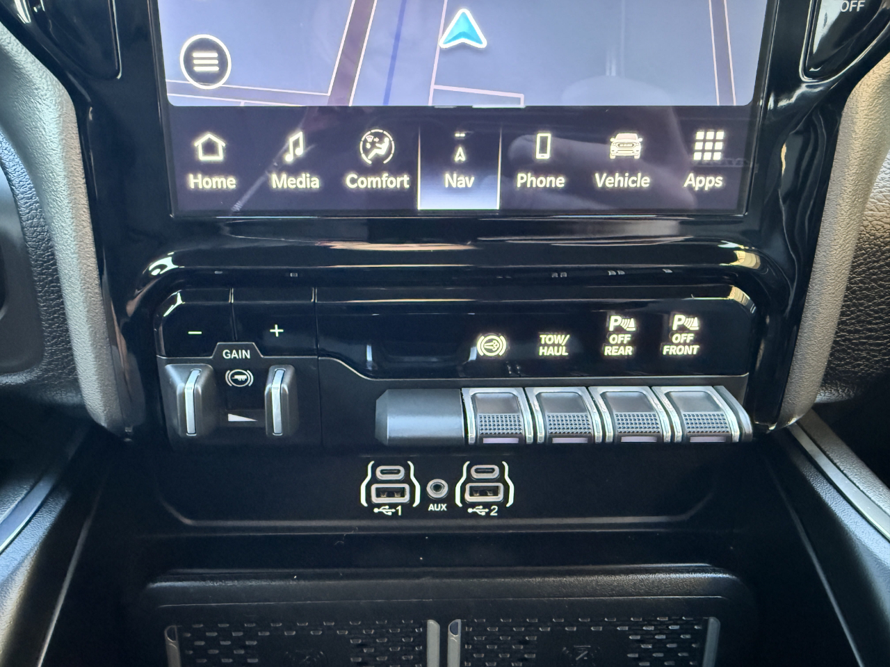 RAM 2500 Laramie 4x4 Crew Cab 6'4" Box 2025