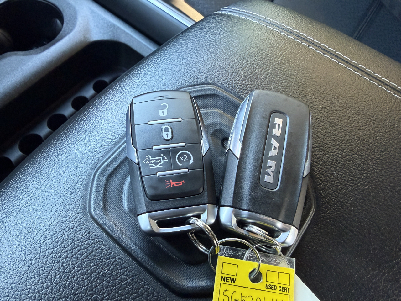 RAM 2500 Laramie 4x4 Crew Cab 6'4" Box 2025