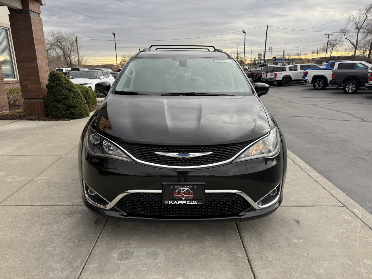 Chrysler Pacifica Touring L FWD 2018