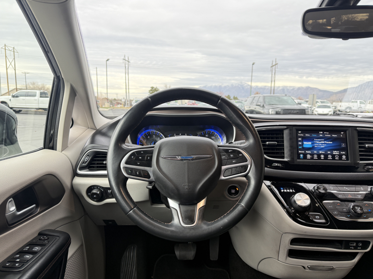 Chrysler Pacifica Touring L FWD 2018