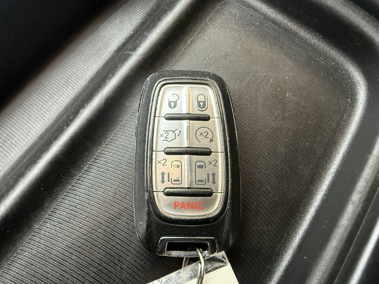 Chrysler Pacifica Touring L FWD 2018