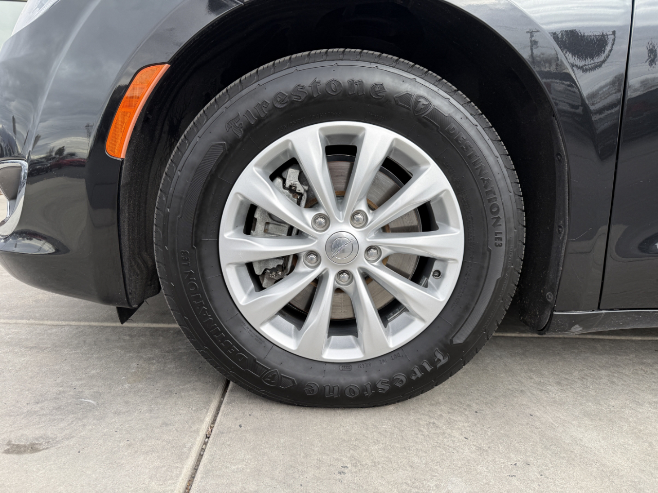 Chrysler Pacifica Touring L FWD 2018