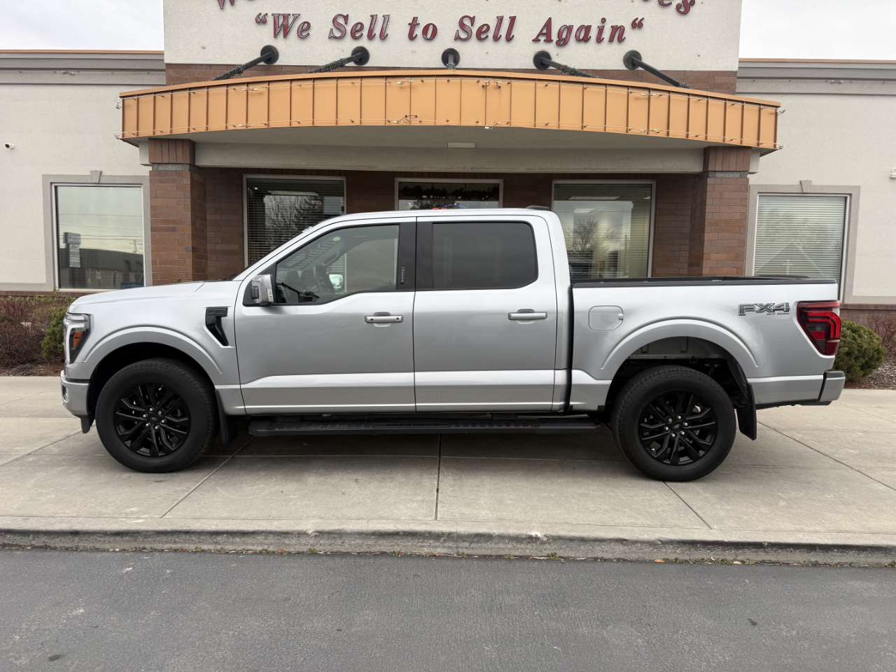 Ford F-150 Lariat 4WD SuperCrew 5.5' Box 2024