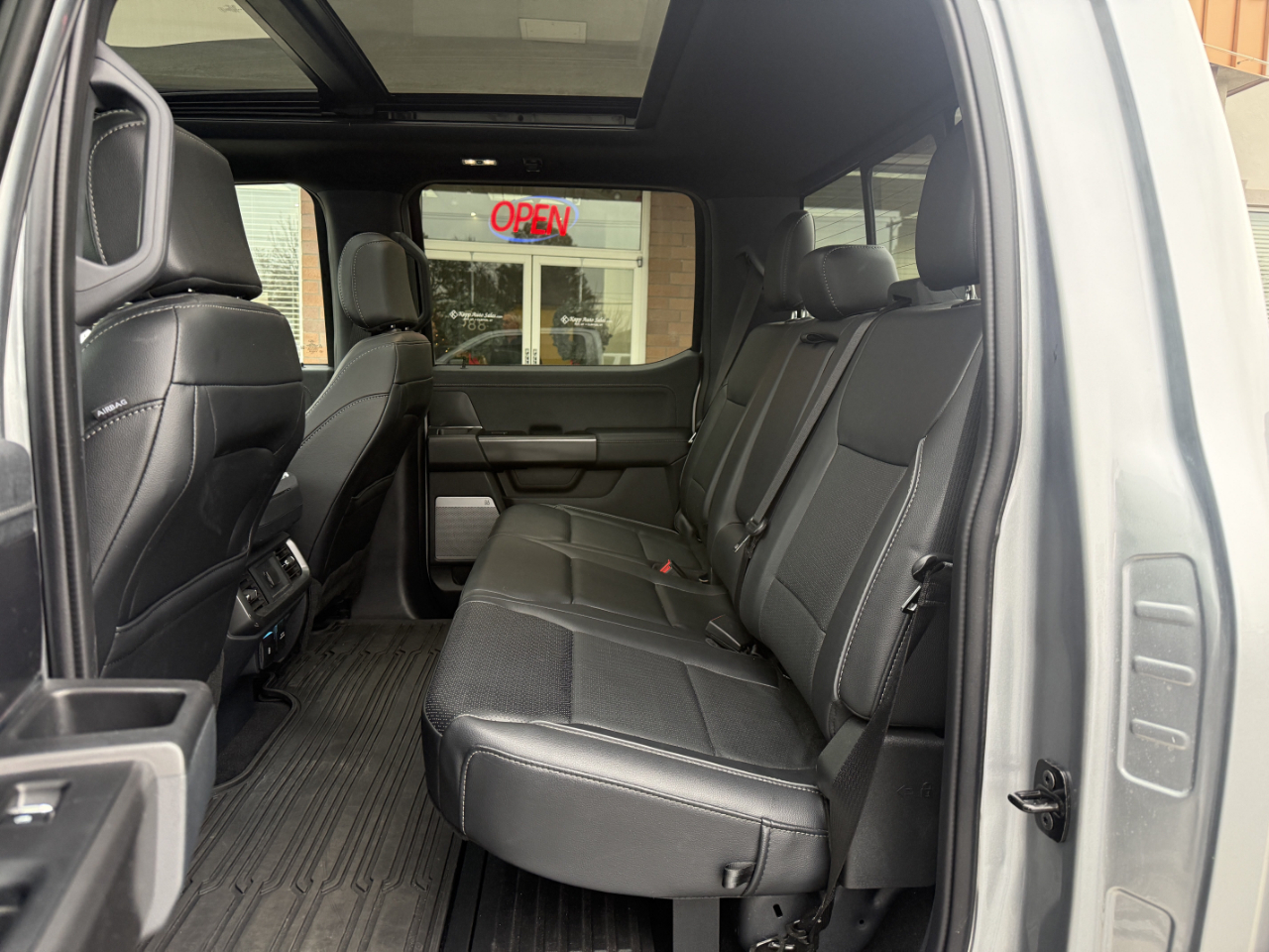 Ford F-150 Lariat 4WD SuperCrew 5.5' Box 2024