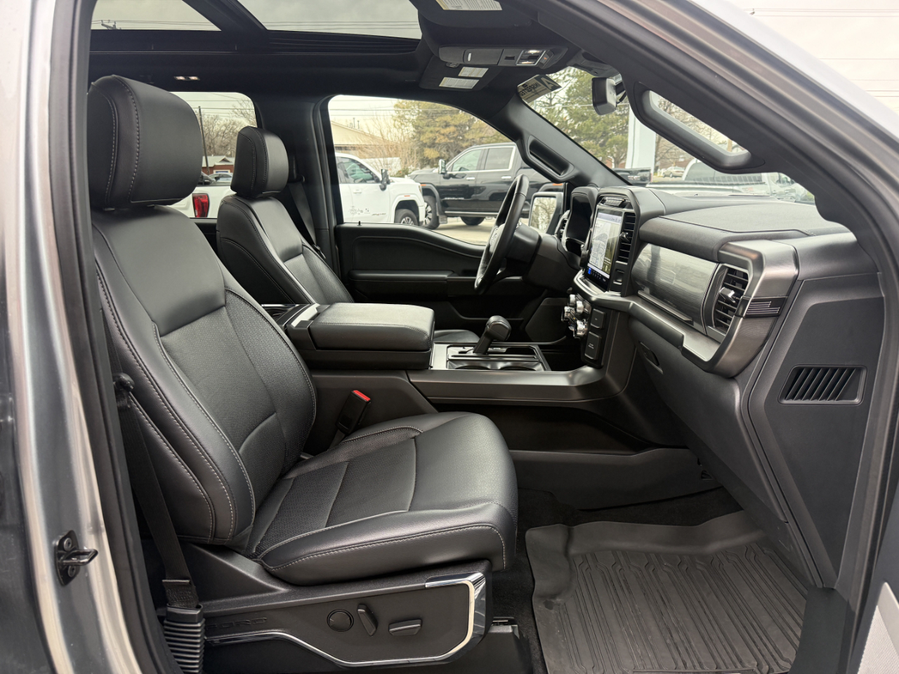 Ford F-150 Lariat 4WD SuperCrew 5.5' Box 2024