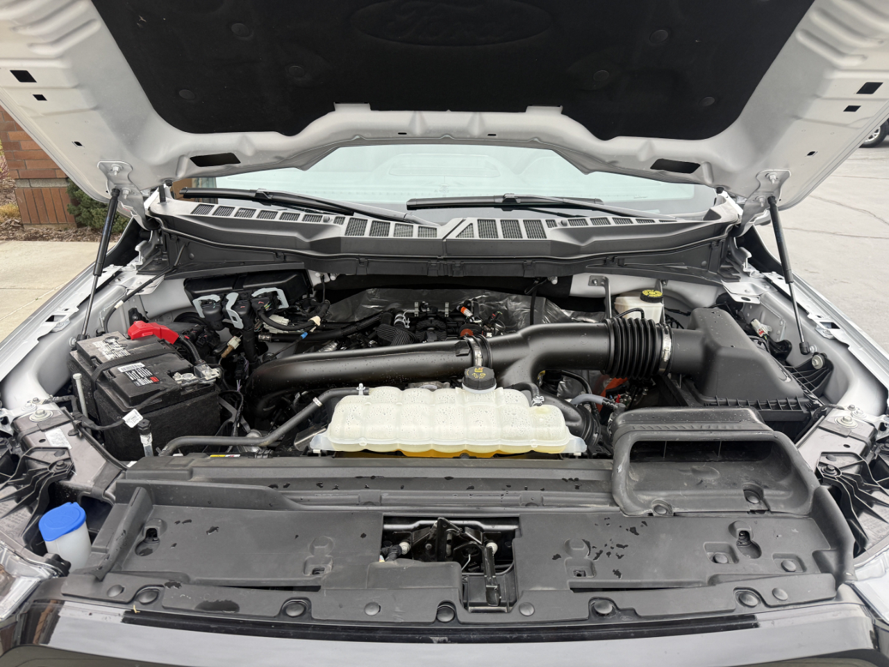 Ford F-150 Lariat 4WD SuperCrew 5.5' Box 2024