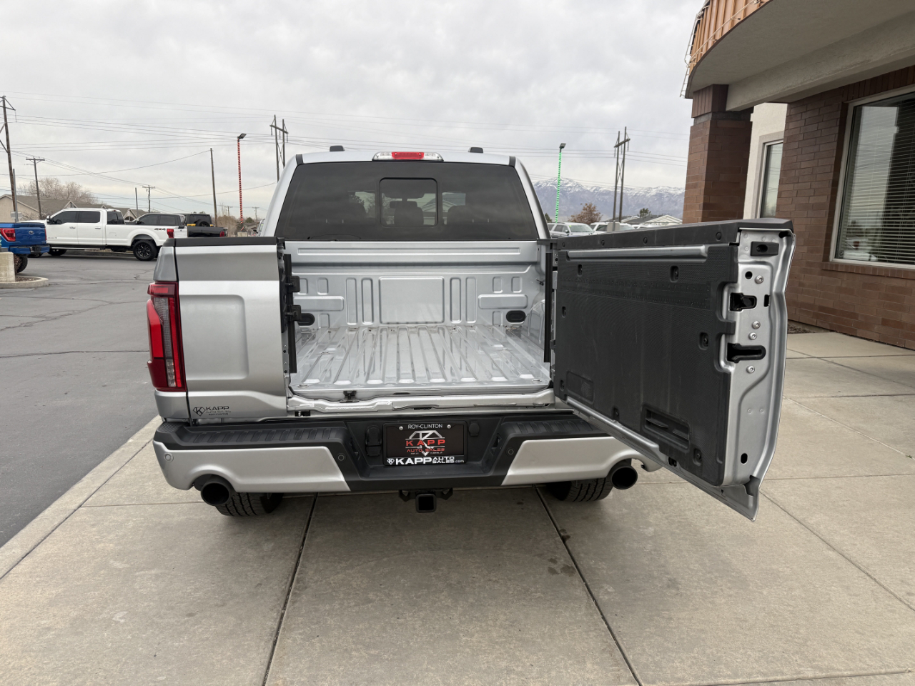 Ford F-150 Lariat 4WD SuperCrew 5.5' Box 2024