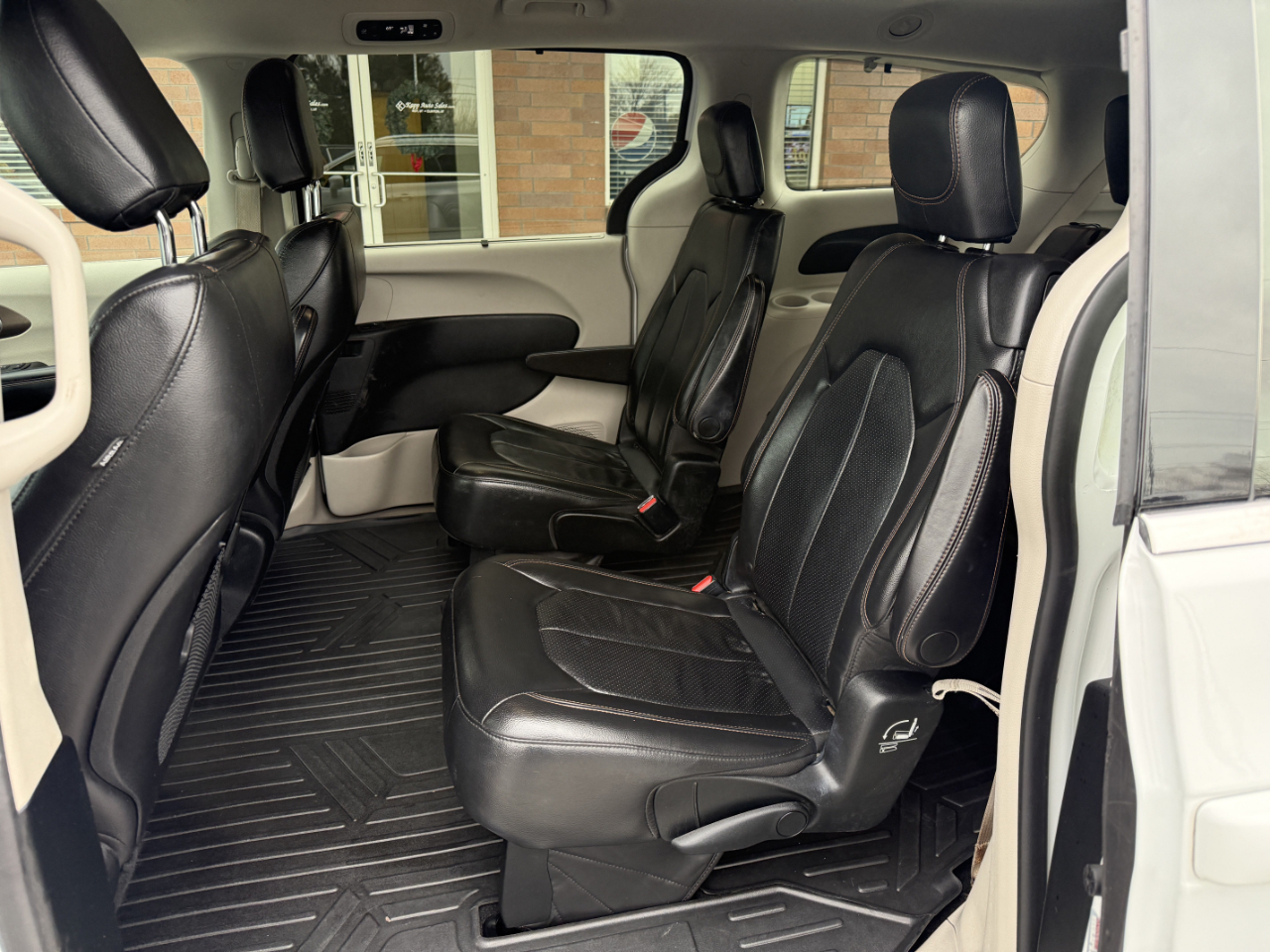 Chrysler Pacifica Touring L FWD 2018