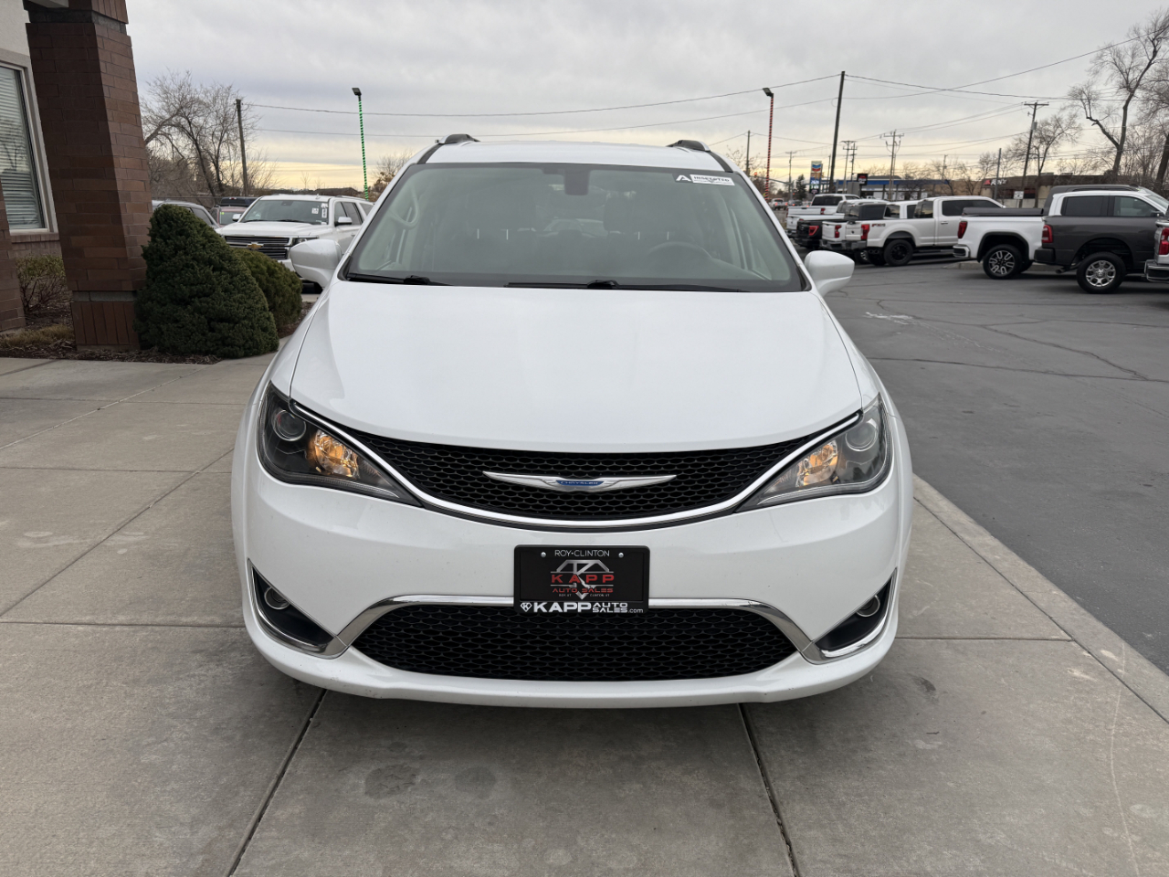 Chrysler Pacifica Touring L FWD 2018