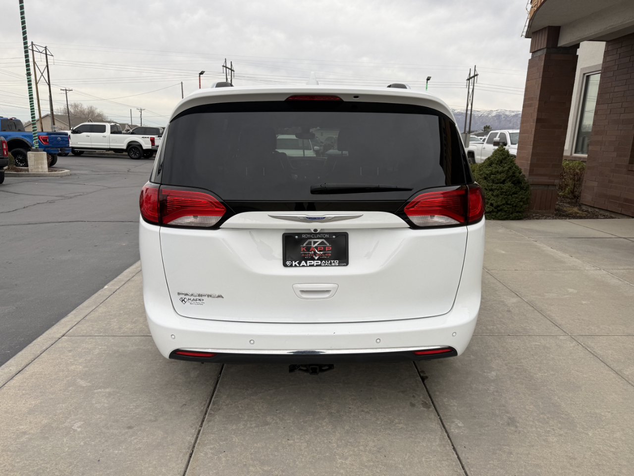 Chrysler Pacifica Touring L FWD 2018