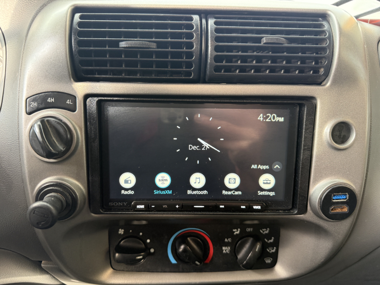 Ford Ranger 4WD 4dr SuperCab 126" Sport 2011