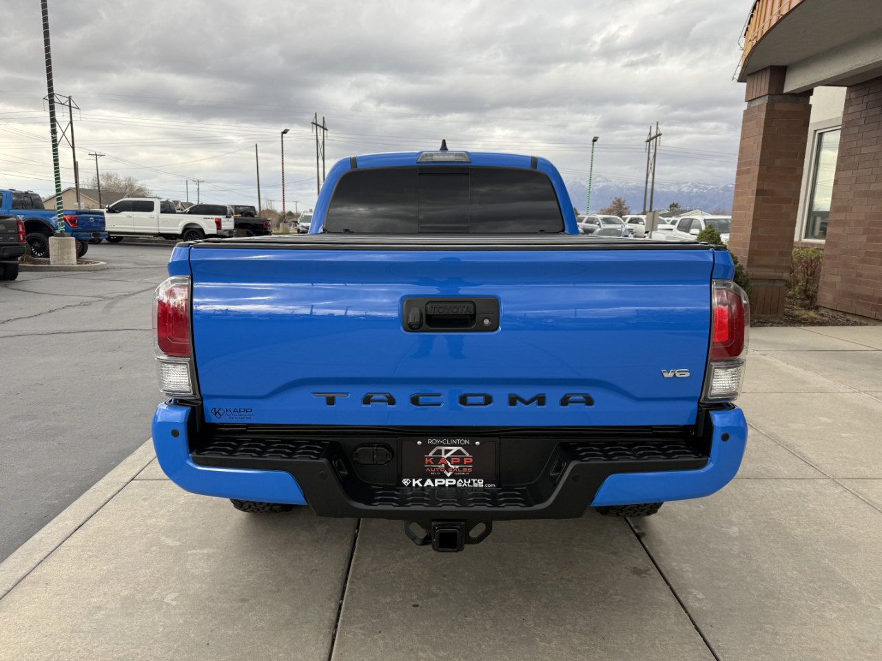 Toyota Tacoma 4WD TRD Off Road Double Cab 6' Bed V6 AT (Natl) 2020