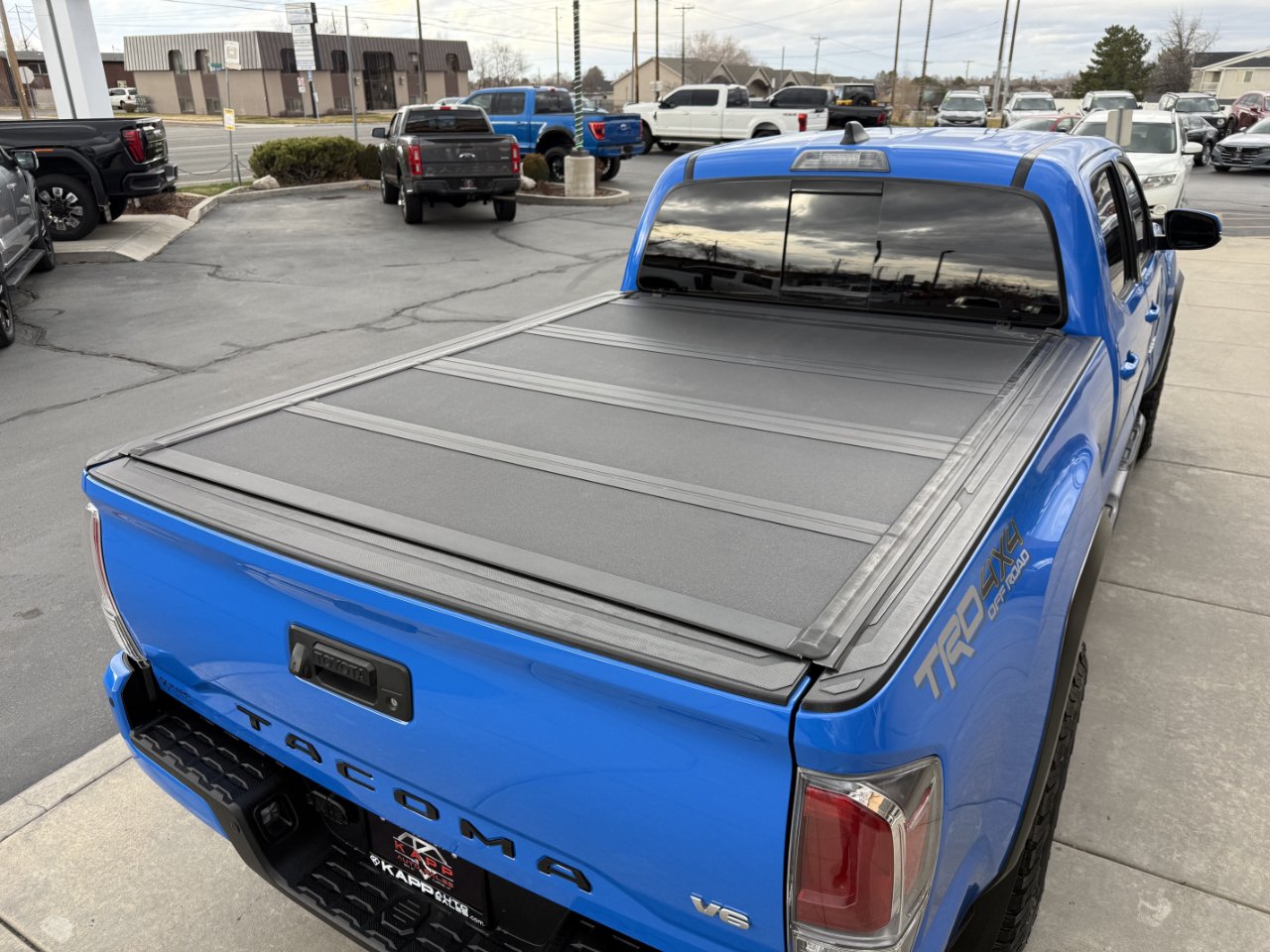 Toyota Tacoma 4WD TRD Off Road Double Cab 6' Bed V6 AT (Natl) 2020