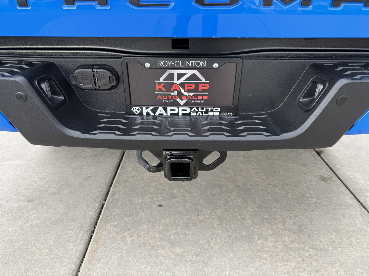 Toyota Tacoma 4WD TRD Off Road Double Cab 6' Bed V6 AT (Natl) 2020